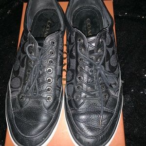 Coach men size 11D with box
